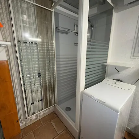 Apartment Avec Terrasse Et Parking A - Fr-1-309-90 *